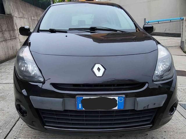 Usata Renault Clio II Dynamique 2011 Nero