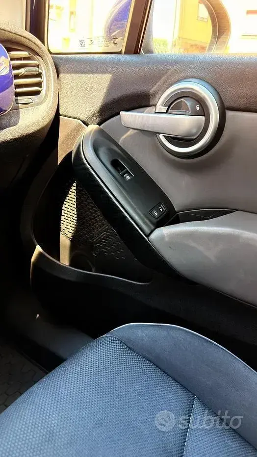 Usata Fiat 500X 120 CV (88 kW) 2016 Bluazzurro SUV