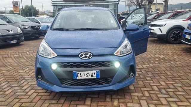 Usata Hyundai i10 67 CV (49 kW) 2018 Blu Utilitaria