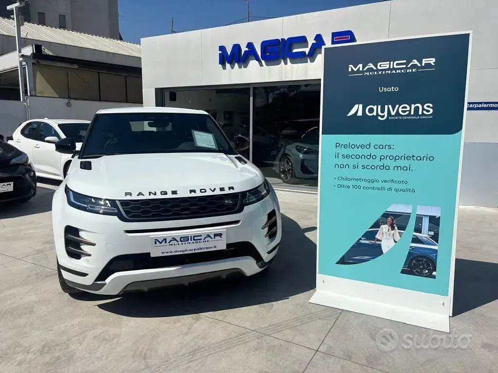 Usata Land Rover Range Rover evoque SE Dynamic 163 CV (119 kW) 2023 Bianco SUV