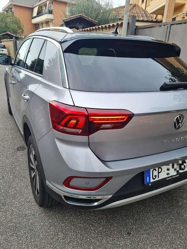 Usata VW T-Roc Style 110 CV (80 kW) 2023 Grigio SUV