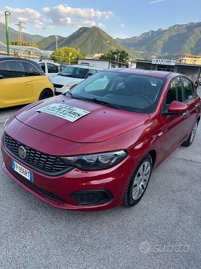 Usata Fiat Tipo Easy 120 CV (88 kW) 2016 Rosso Berlina
