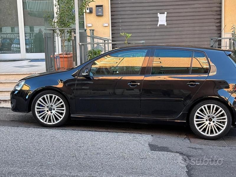 Usata VW Golf IV R 2005 Nero Berlina
