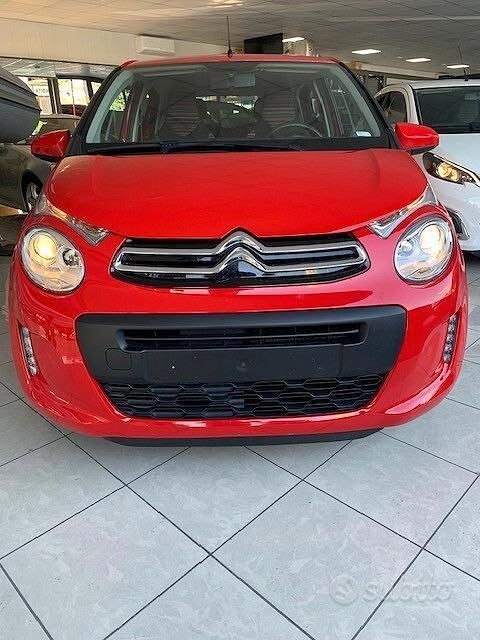 Usata Citroën C1 Feel 72 CV (52 kW) 2021 Rosso Utilitaria