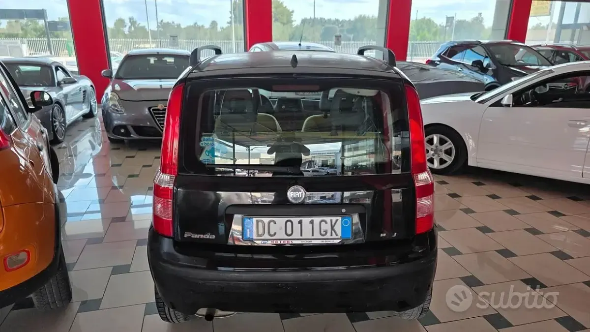 Usata Fiat Panda Emotion 69 CV (50 kW) 2006 Nero Utilitaria