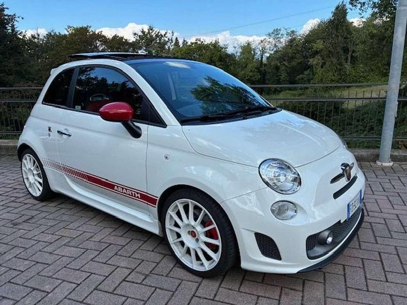 Bianco Usata 2016 Abarth 595 Turismo Due volumi | 14.500 € (Buon prezzo) - Immagine 1/4