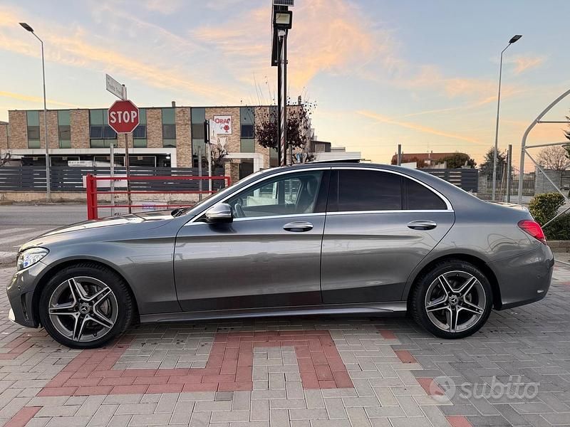 Usata Mercedes C220 Premium 194 CV (142 kW) 2019 Grigio Berlina