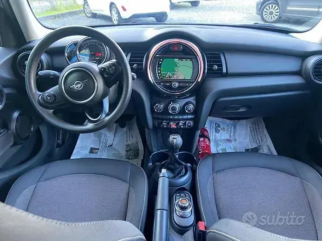 Usata Mini One D Business 95 CV (69 kW) 2018 Grigio Utilitaria
