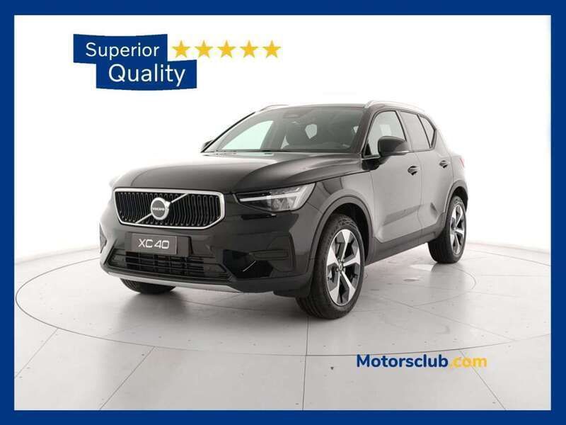 Nuova Volvo XC40 Core 164 CV (120 kW) 2025 Onyx black SUV