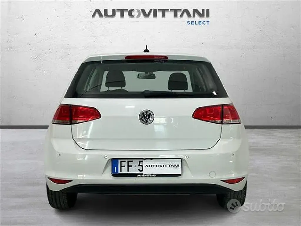 Second-hand VW Golf VII Trendline 86 CP (63 kW) 2016 Alb Berlinǎ