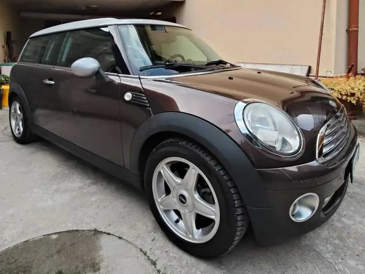 Usata Mini Cooper Clubman Chili 120 CV (88 kW) 2008 Marrone e grigio Station wagon
