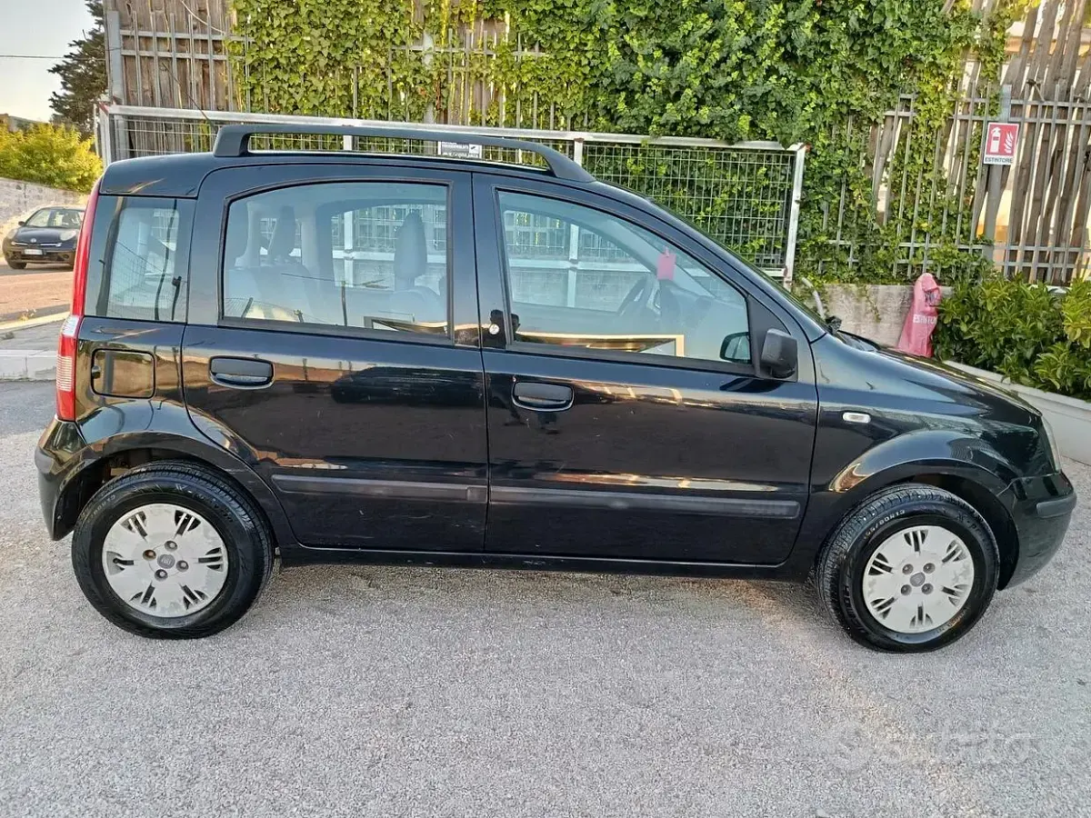 Usata Fiat Panda Dynamic 69 CV (50 kW) 2009 Nero Utilitaria