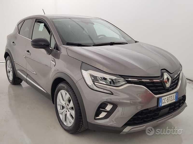 Usata Renault Captur Business 116 CV (85 kW) 2020 Grigio SUV