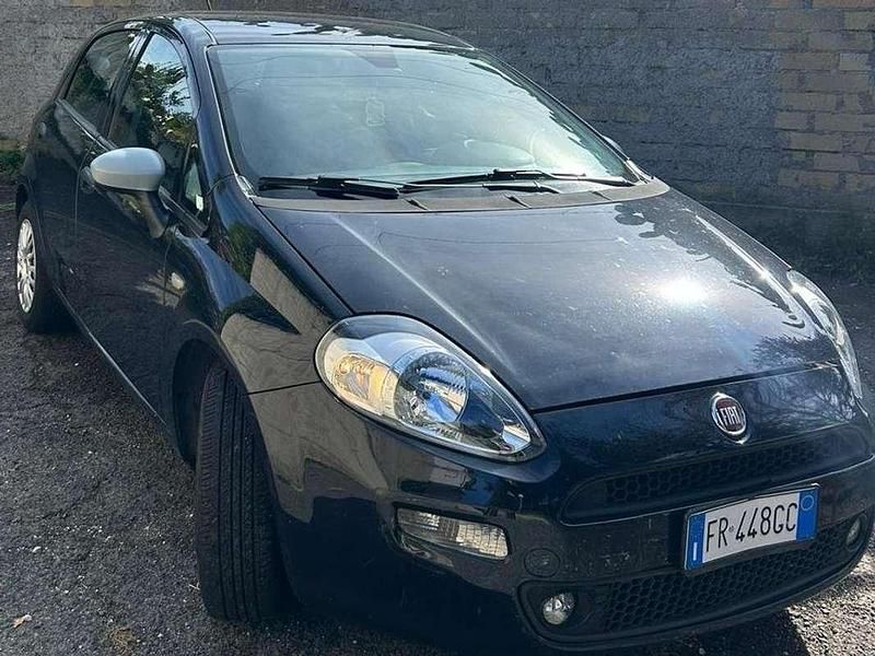 Blu/azzurro Usata 2018 Fiat Punto Street Due volumi | 6500 € (Ottimo prezzo) - Immagine 1/4