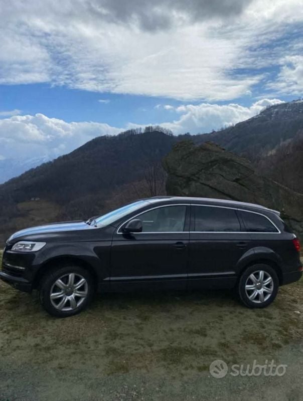 Usata Audi Q7 233 CV (171 kW) 2006 Grigio SUV