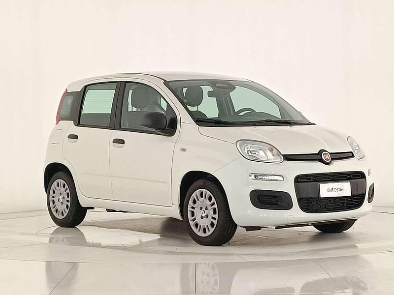 Usata Fiat Panda 69 CV (50 kW) 2025 Bianco gelato Utilitaria