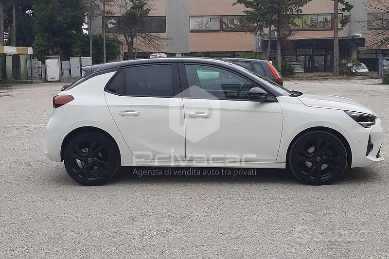 Usata Opel Corsa GS Line 101 CV (74 kW) 2020 Bianco Utilitaria
