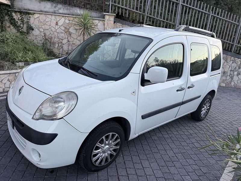 Usata 2009 Renault Kangoo Dynamique Monovolume | 3000 € (Buon prezzo) - Immagine 1/4