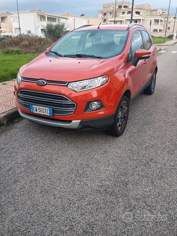 Rosso Usata 2014 Ford Ecosport SUV | 5000 € (Buon prezzo) - Immagine 1/4