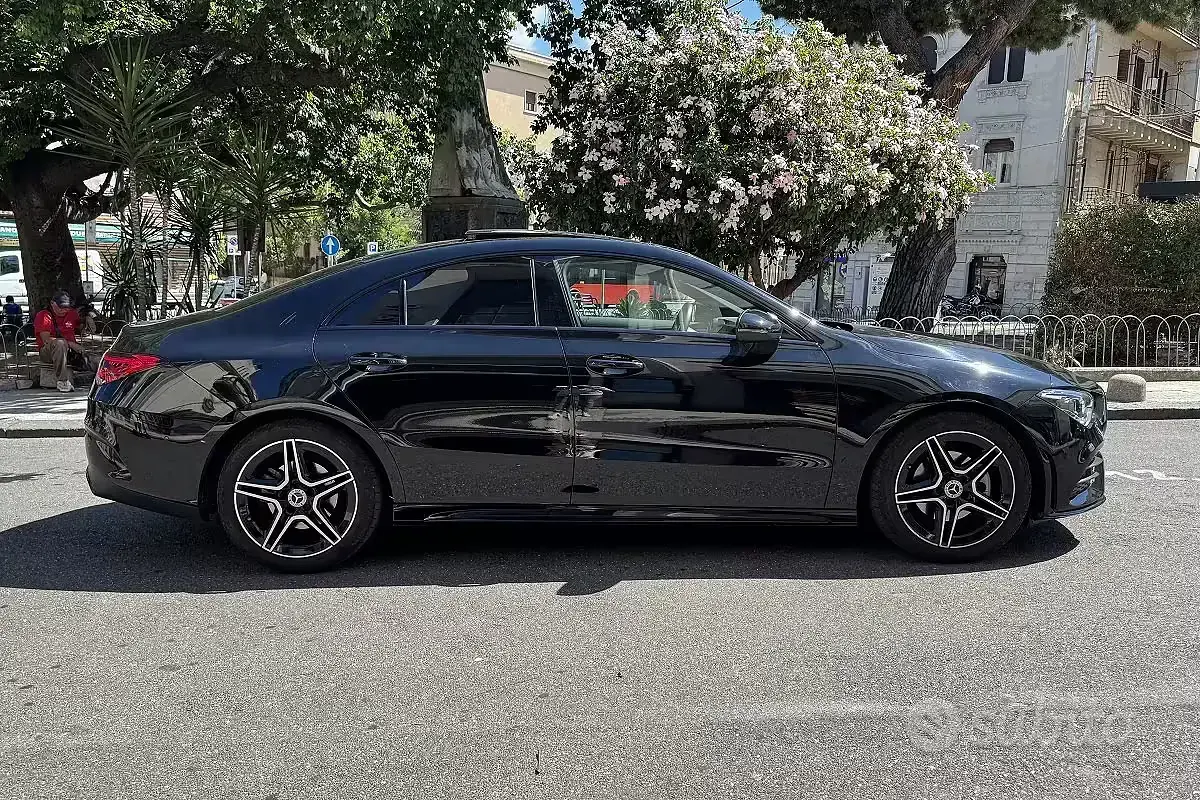 Usata Mercedes CLA200 Premium 150 CV (110 kW) 2023 Nero Berlina