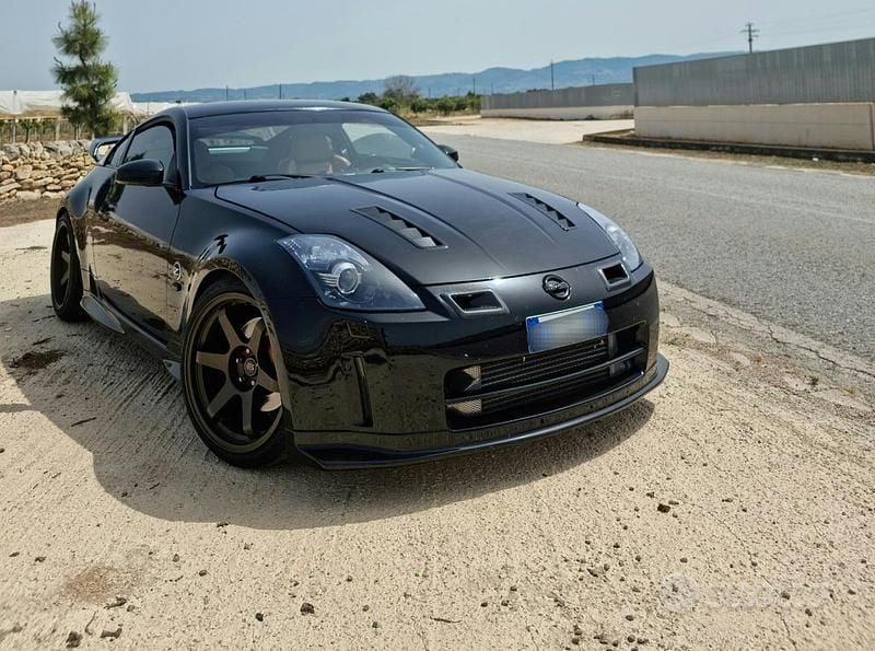 Nero Usata 2005 Nissan 350Z Coupé | 33.000 € - Immagine 1/4