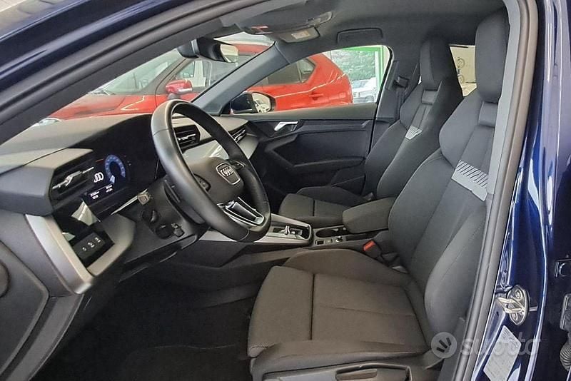 Usata Audi A3 S-Line 116 CV (85 kW) 2023 Blu Berlina