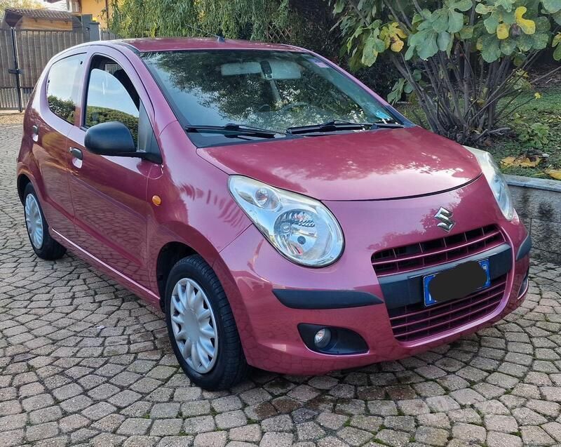 Usata 2010 Suzuki Alto GL Due volumi | 5100 € (Buon prezzo) - Immagine 1/4