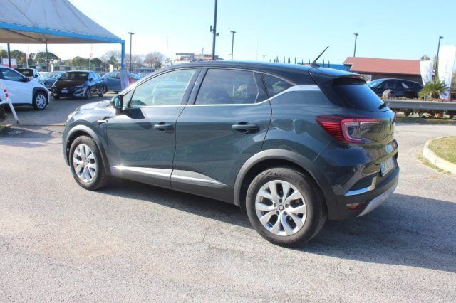 Usata Renault Captur Techno 145 CV (106 kW) 2022 Blue met SUV