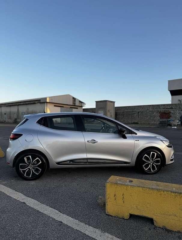 Usata Renault Clio IV Zen 75 CV (55 kW) 2019 Berlina