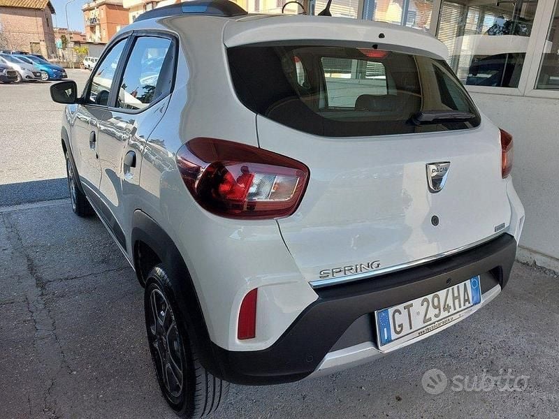 Usata Dacia Spring Comfort Plus 30 kW (41 CV) 2021 Bianco Utilitaria