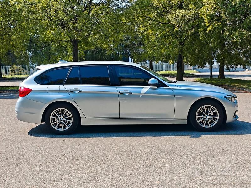 Usata BMW 318 190 CV (139 kW) 2016 Grigio Station wagon