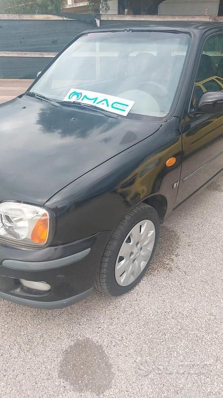 Usata Nissan Micra 54 CV (39 kW) 1999 Nero Utilitaria