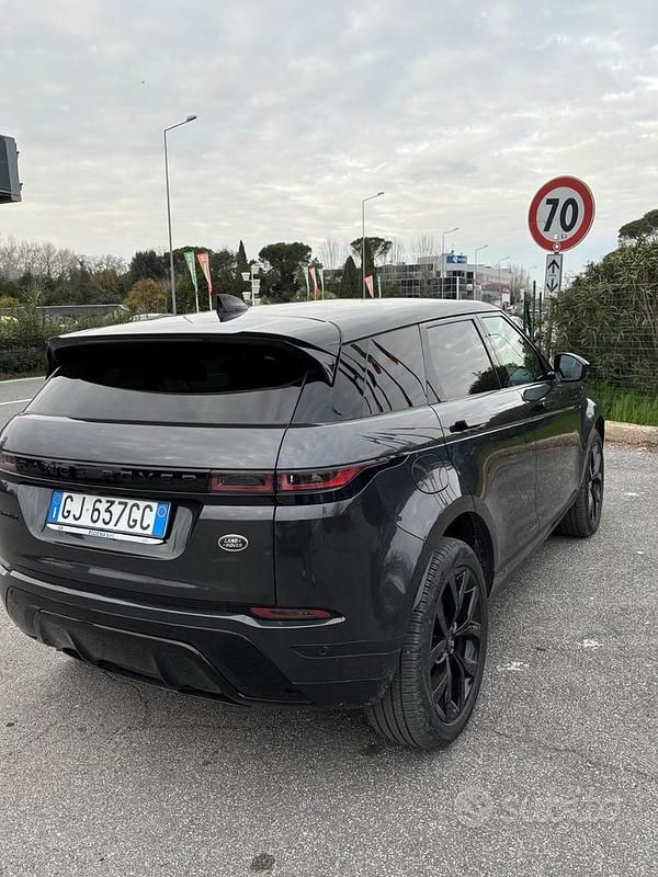 Usata Land Rover Range Rover evoque 160 CV (117 kW) 2022 Grigio SUV
