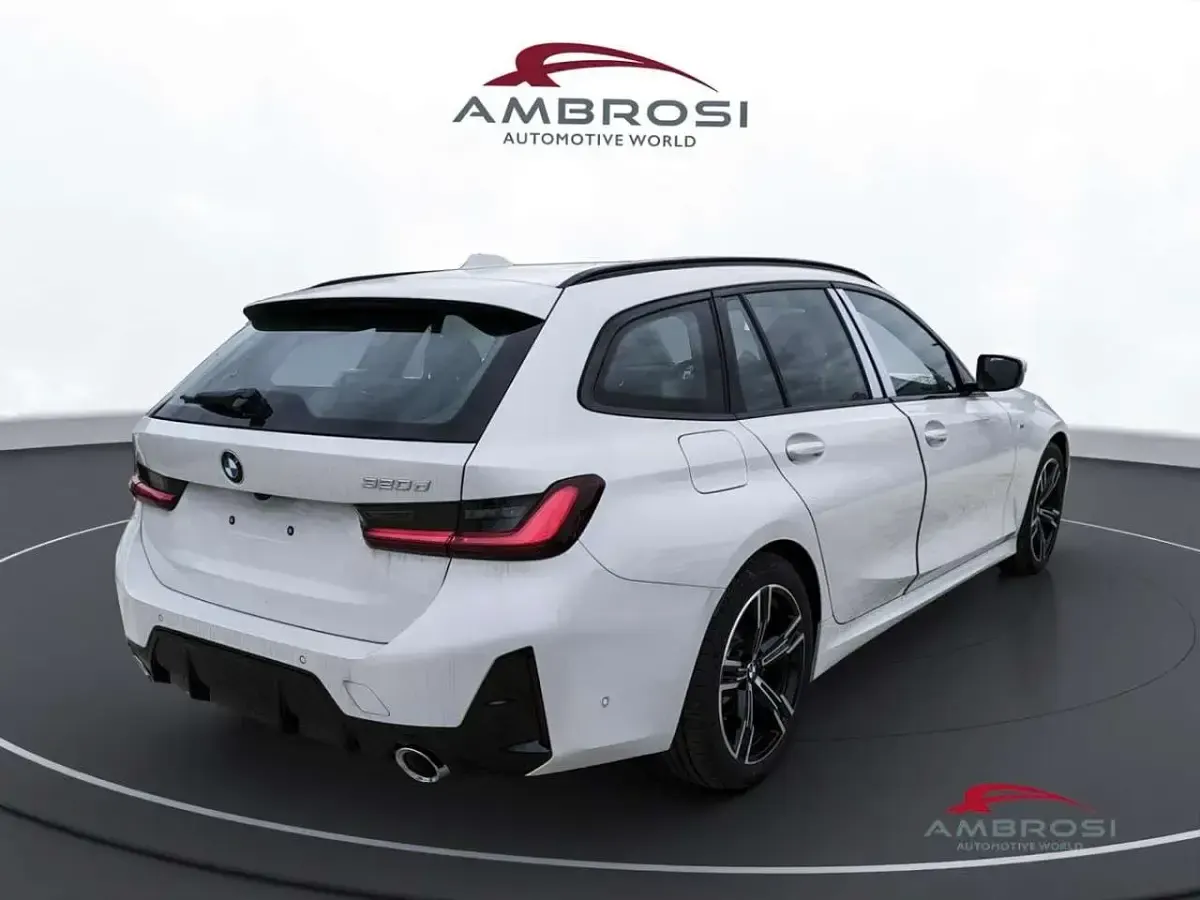 Ny BMW 320 M Sport 190 HK (139 kW) 2025 Vit Kombi