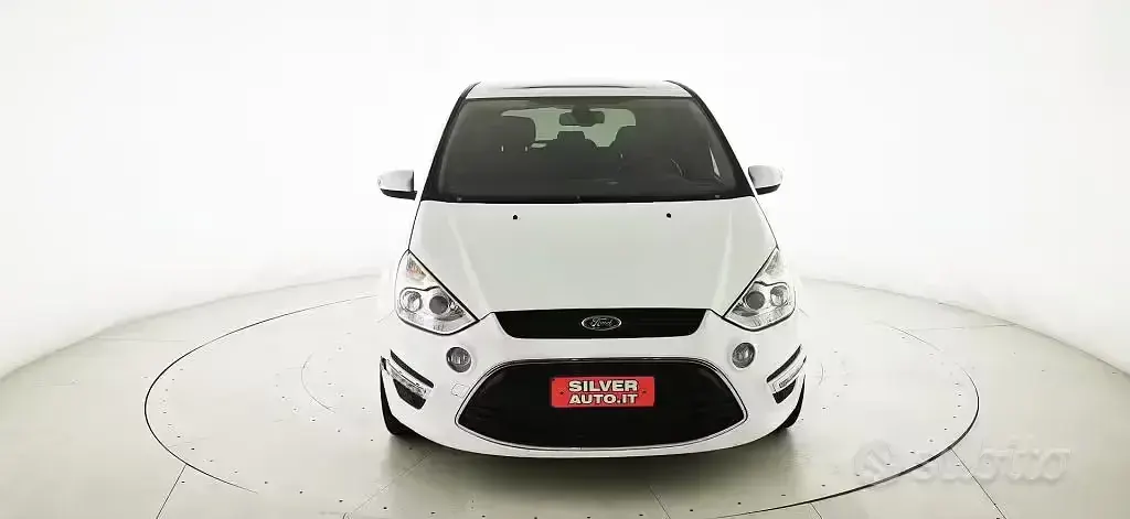 Usata Ford S-MAX Titanium 163 CV (119 kW) 2013 Bianco Monovolume