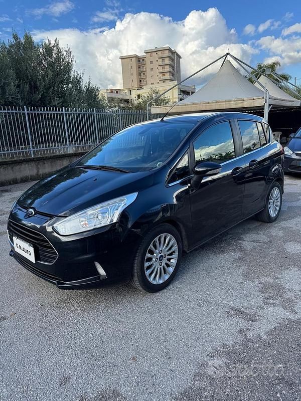 Usata Ford B-MAX Titanium 95 CV (69 kW) 2014 Nero Monovolume