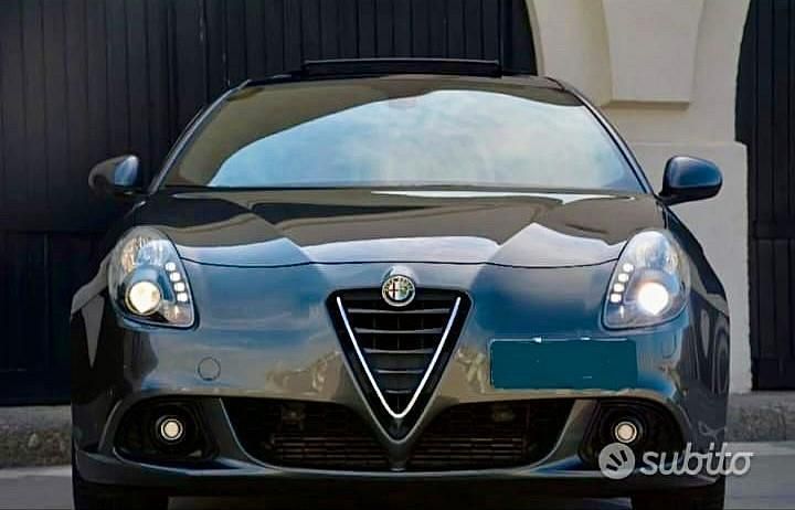 Usata Alfa Romeo Giulietta Quadrifoglio 241 CV (177 kW) 2016 Grigio Berlina