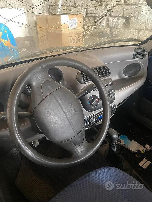 Usata Fiat 600 2001 Blu Utilitaria