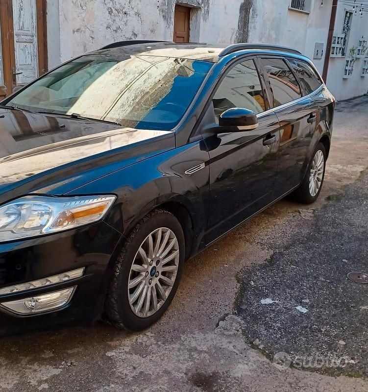 Usata Ford Mondeo 163 CV (119 kW) 2013 Nero Berlina