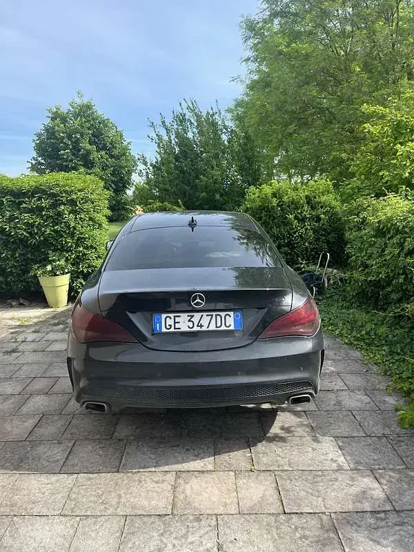 Usata Mercedes CLA200 Premium 136 CV (100 kW) 2017 Coupé