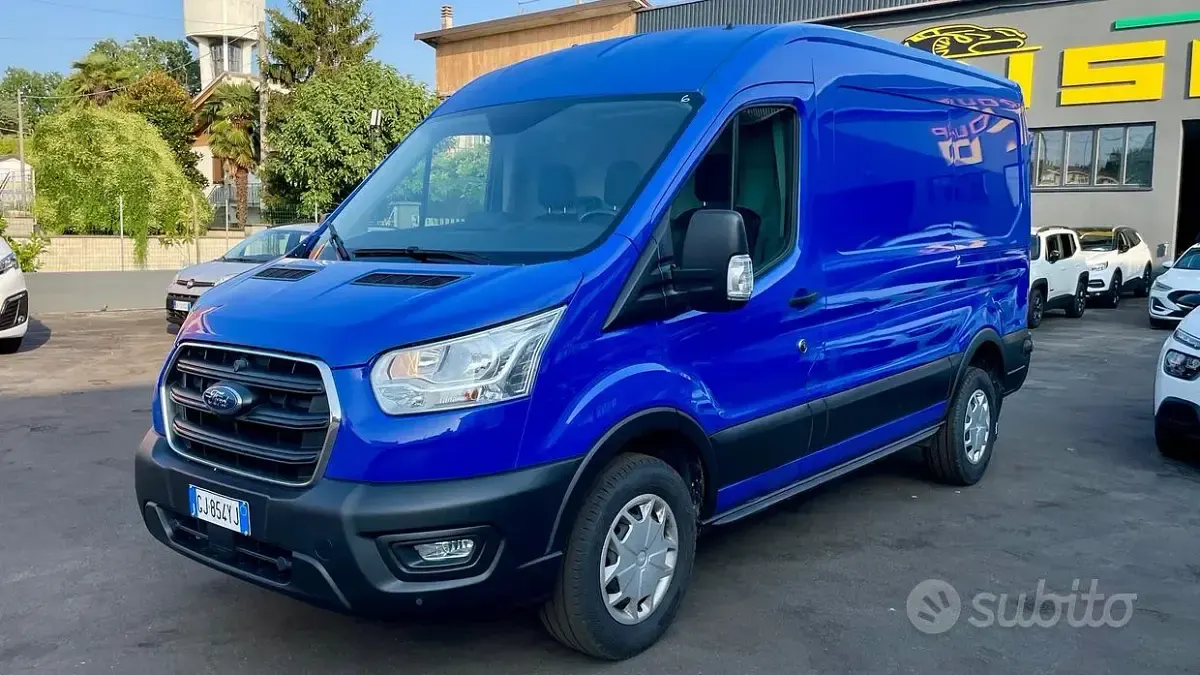 Usata Ford Transit 131 CV (96 kW) 2022 Bluazzurro Berlina
