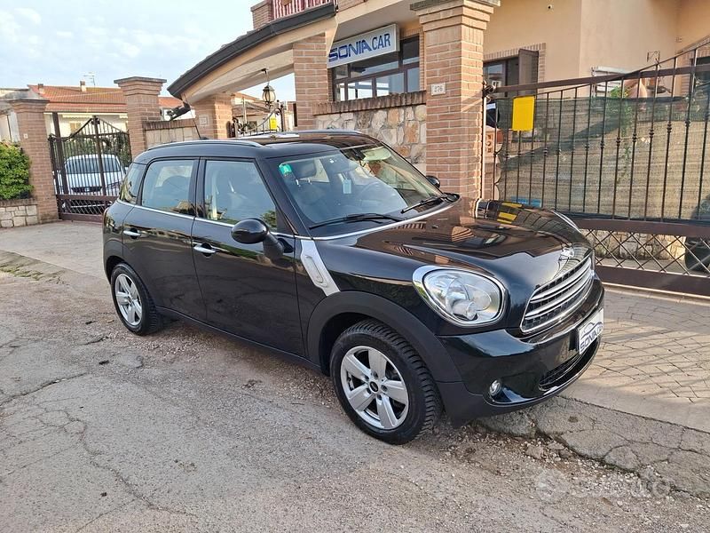 Usata Mini Cooper D Countryman 112 CV (82 kW) 2015 Nero SUV
