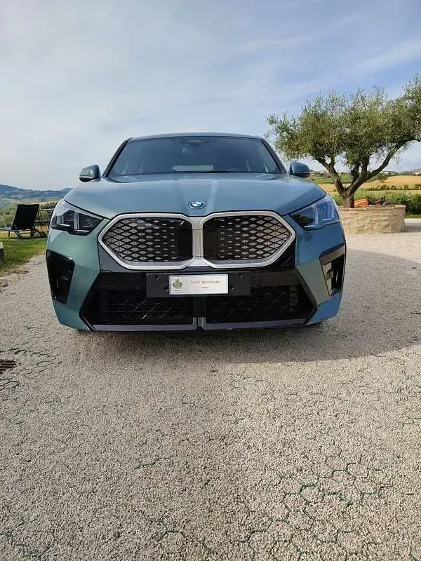 Usata BMW iX2 M Sport 67 kW (92 CV) 2025 SUV