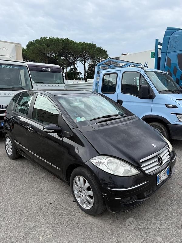 Usata Mercedes A180 Avantgarde 109 CV (80 kW) 2007 Nero Berlina