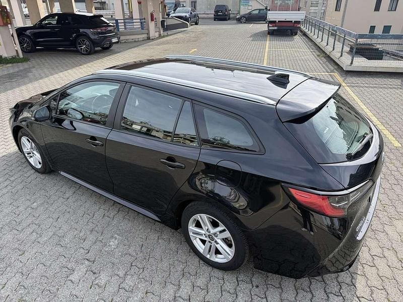 Usata Toyota Corolla Business Edition 98 CV (72 kW) 2022 Nero Station wagon