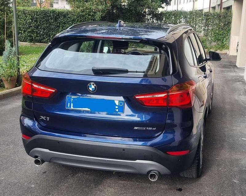 Usata BMW X1 150 CV (110 kW) 2019 Grigio SUV