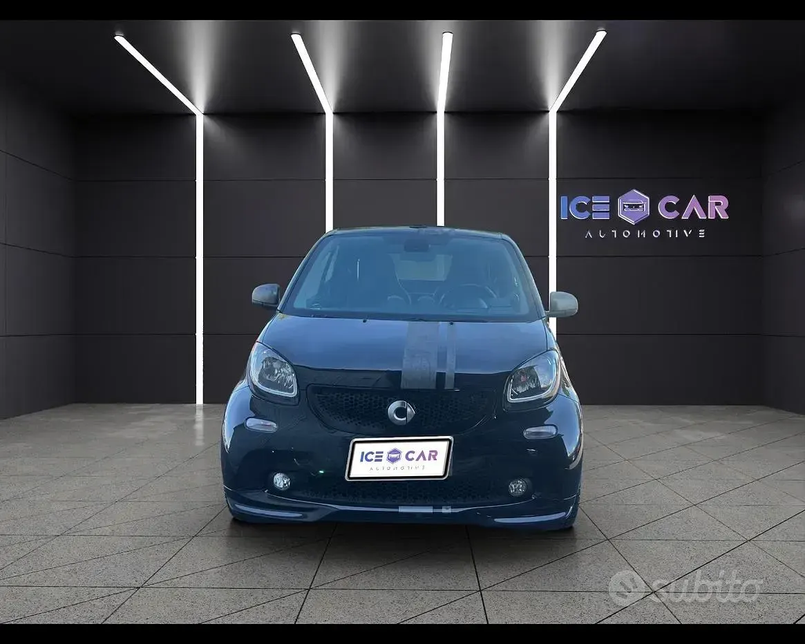 Usata Smart ForTwo Cabrio Prime 90 CV (66 kW) 2017 Nero Cabrio