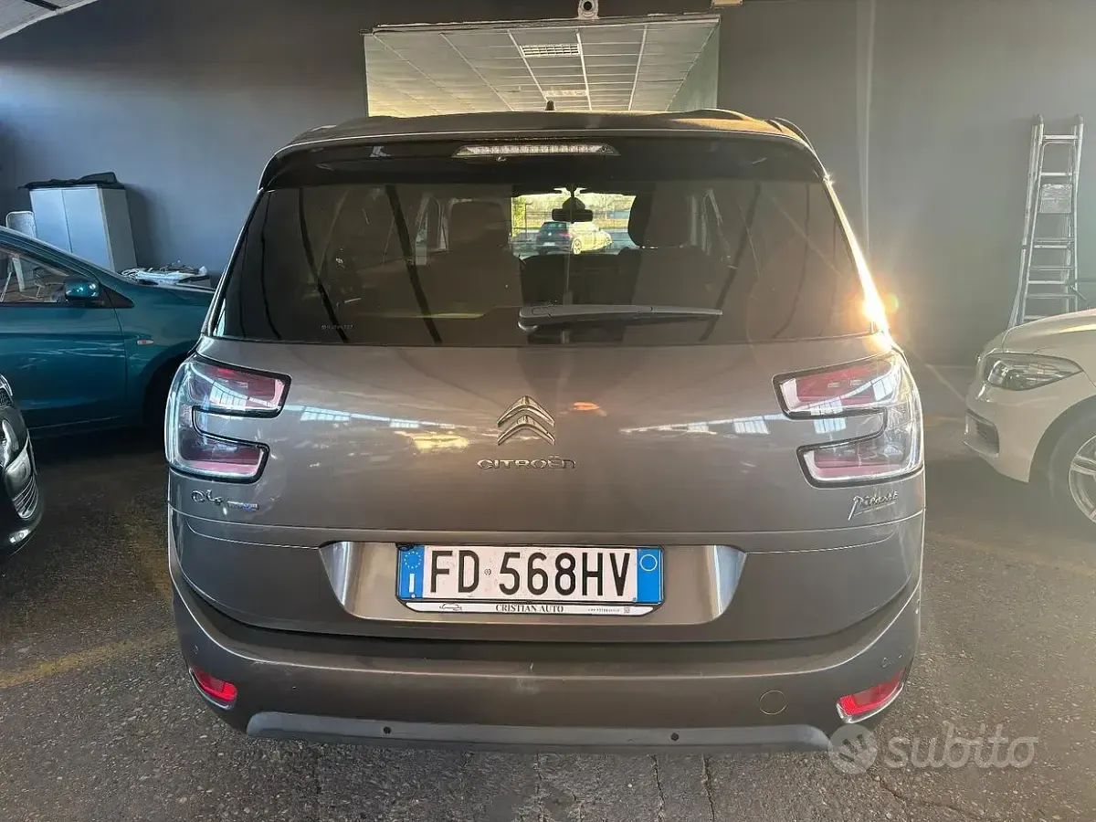 Usata Citroën Grand C4 Picasso Exclusive 120 CV (88 kW) 2016 Grigio Monovolume