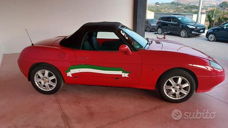 Usata Fiat Barchetta 131 CV (96 kW) 1996 Rosso Cabrio