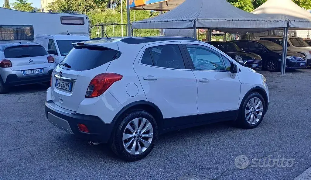 Usata Opel Mokka Cosmo 140 CV (102 kW) 2015 Bianco SUV
